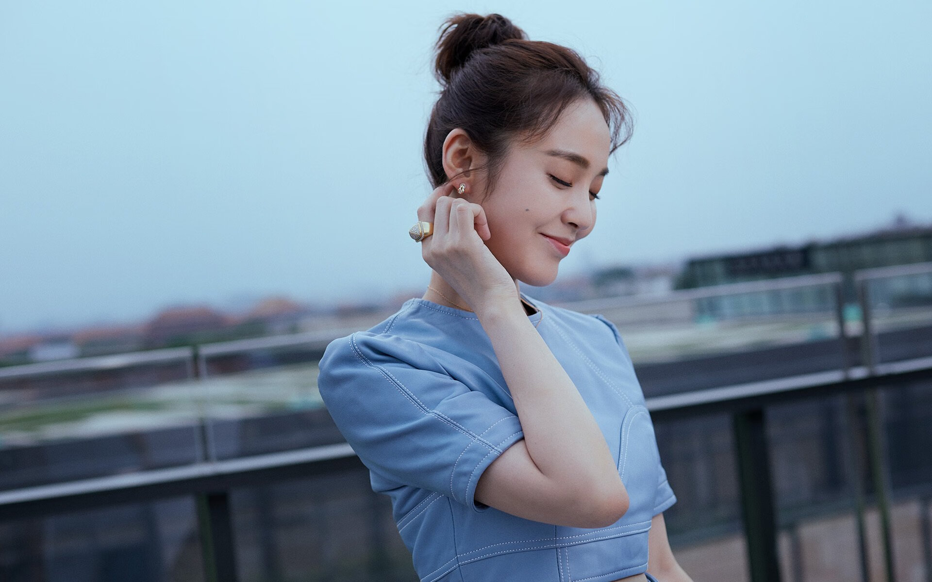 FB体育网站-富勒姆进攻多样,白百合冲击保级区