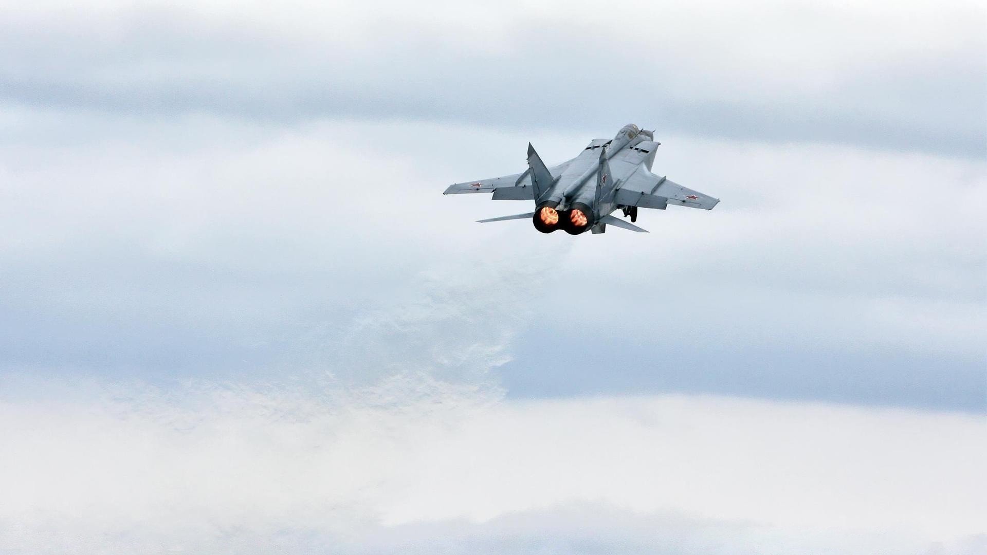 fb体育中国-CBA球员合同管理规范化 保障职业发展，cba合同新规