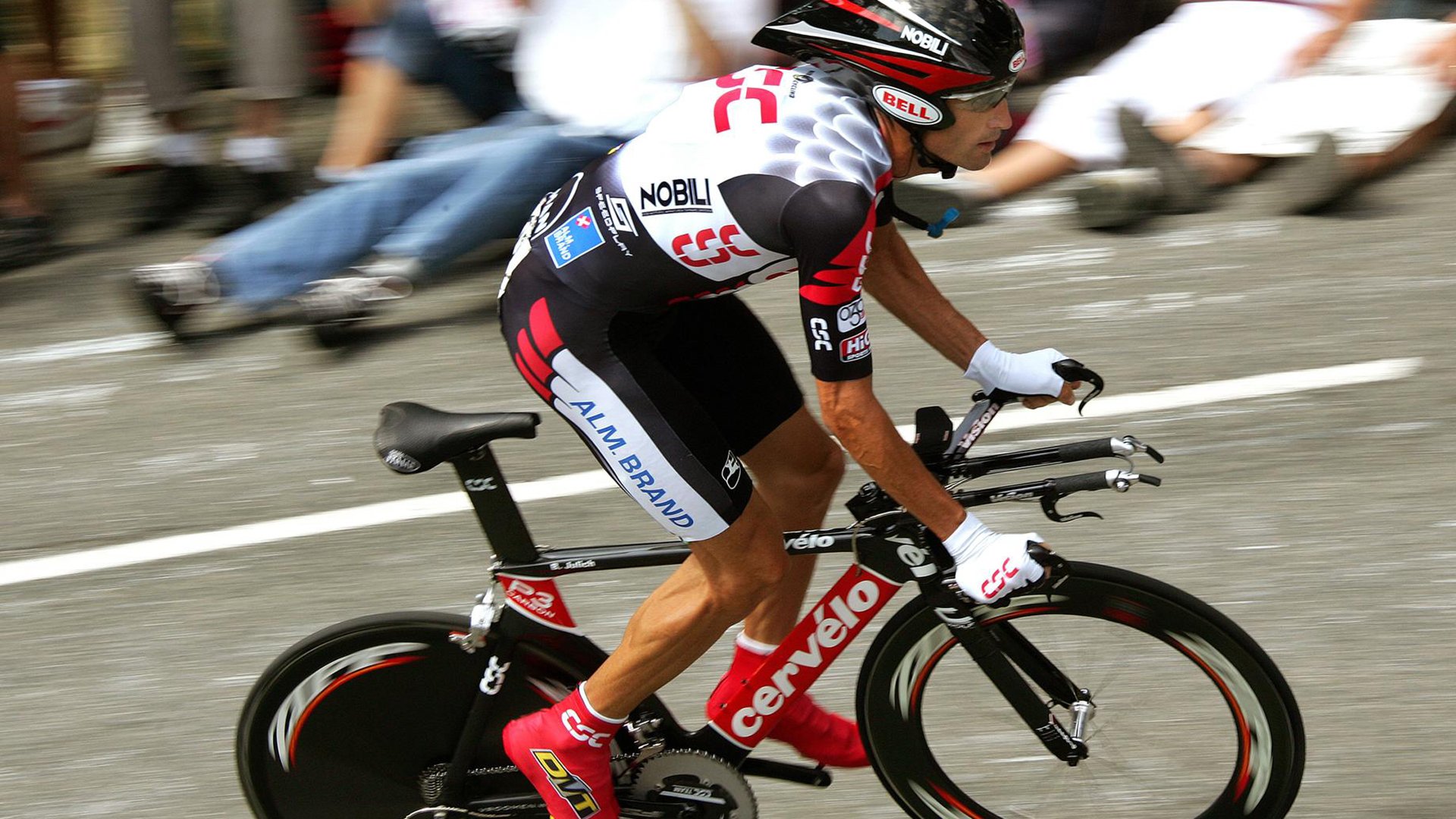 FB体育官方平台-“环球巡回：五洲极限赛场大盘点”，五洲记录